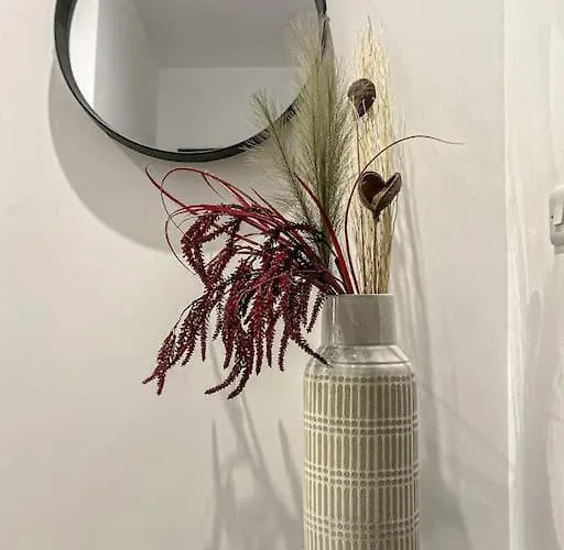 High Floor For 2 With Sofa Bed - By Solea San Ġwann