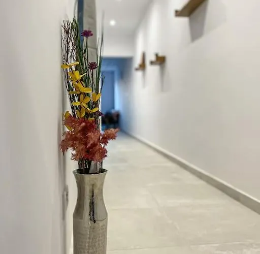 Daire High Floor For 2 With Sofa Bed - By Solea San Ġwann